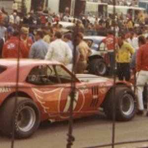 Lining up for 1971 ROC Judkins 2x Pinto in front of Hendricks.jpg